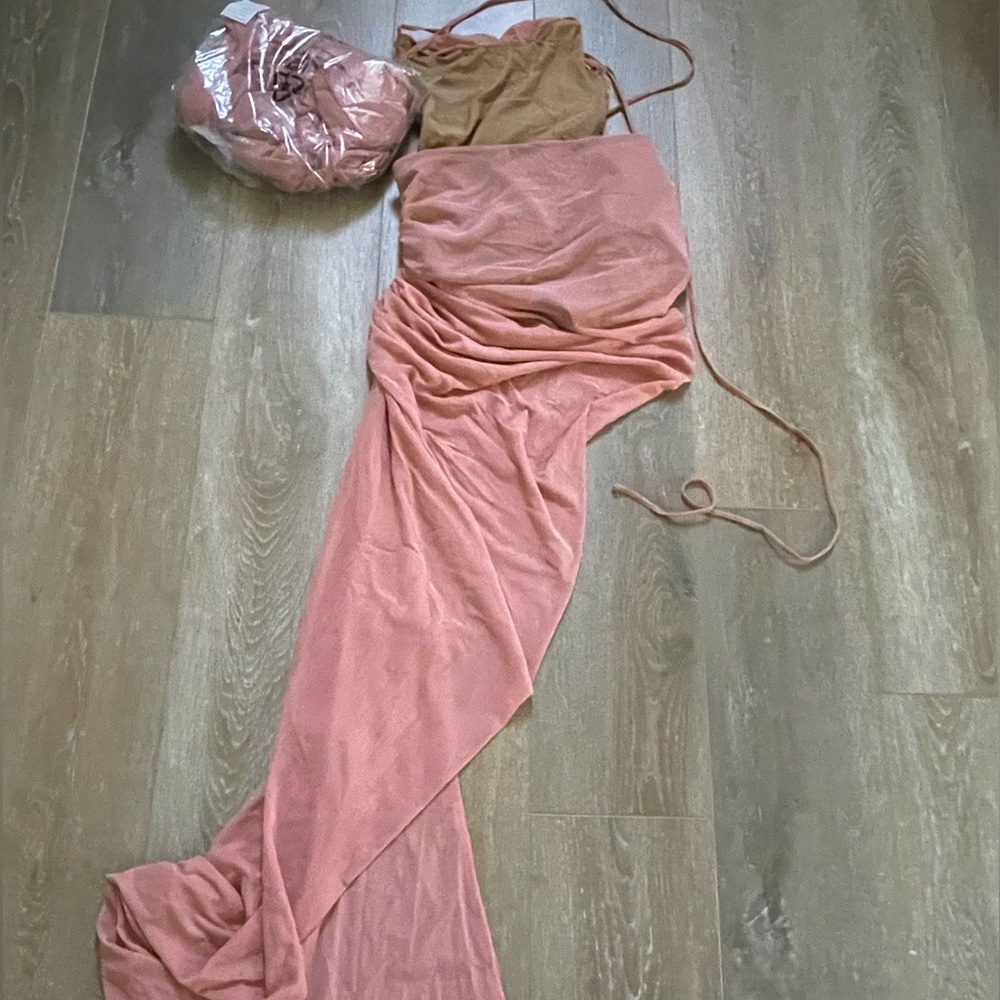 Michael Costello x REVOLVE Follie Gown in Pink. Size M - Picture 3 of 5